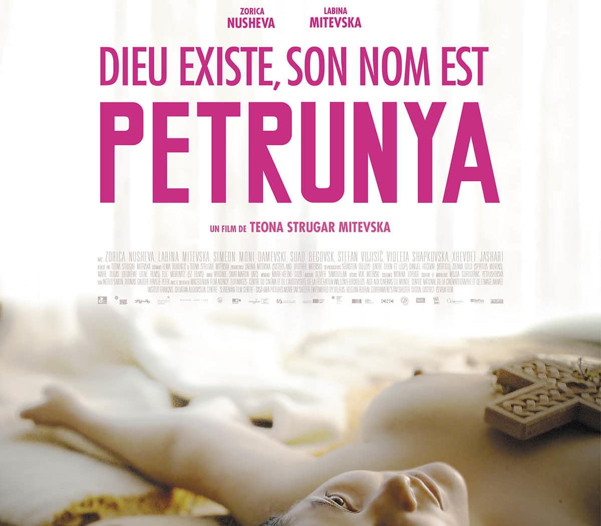 Dieu existe, son nom est Petrunya, l'affiche
