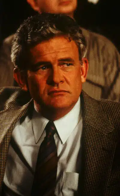 Holmes Osborne dans Donnie Darko