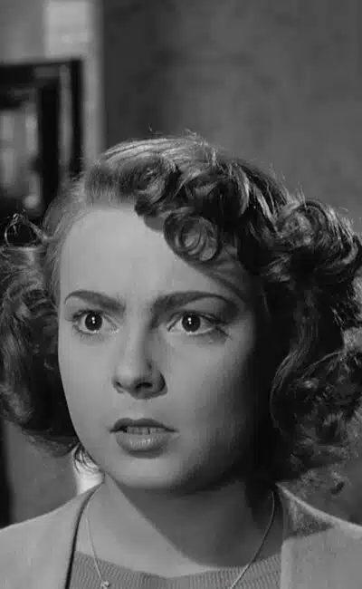 Véra Talchi dans "Le petit monde de Don Camillo"