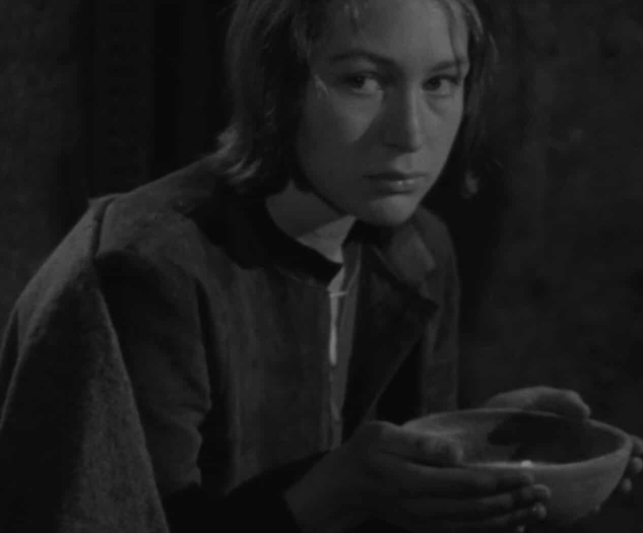 Florence Delay dans "Procès de Jeanne d’Arc" (1963) de Robert Bresson