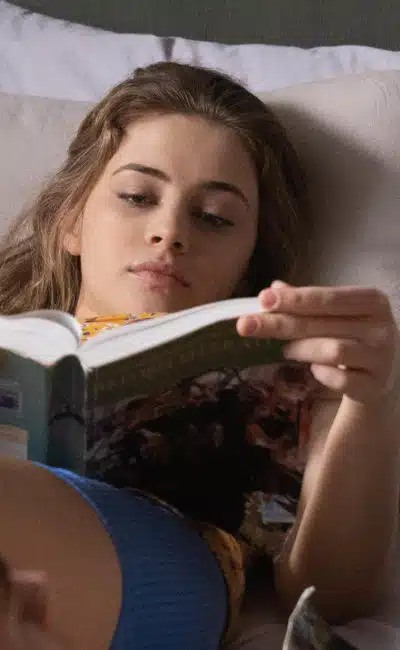 Josephine Langford dans After - Chapitre I