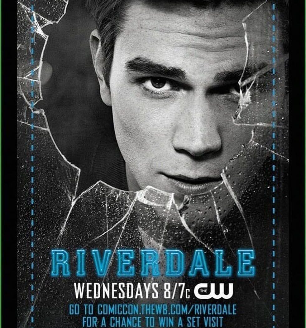K.J. Apa dans Riverdale