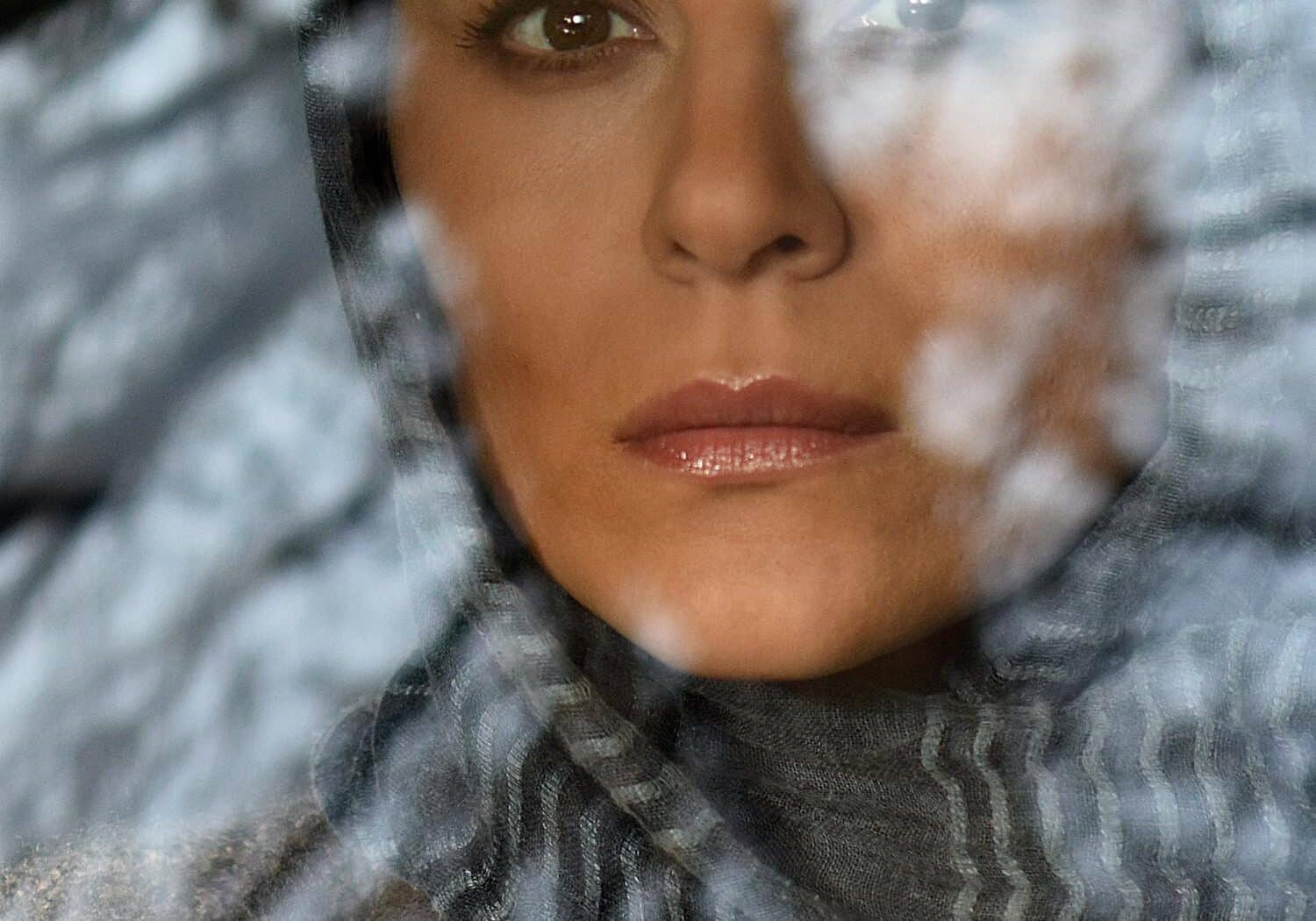 Sahar Dolatshahi dans Reza (portrait)