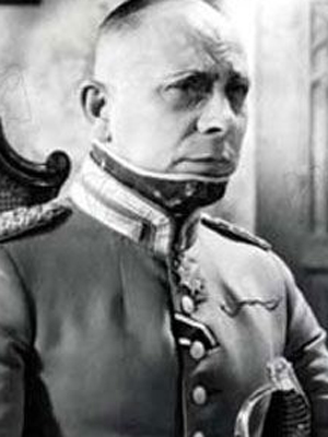 Erich von Stroheim dans La Grande illusion de Jean Renoir