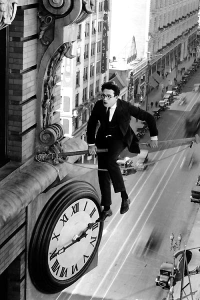 Harold Lloyd dans Monte là-dessus ! de Fred C. Newmeyer et Sam Taylor