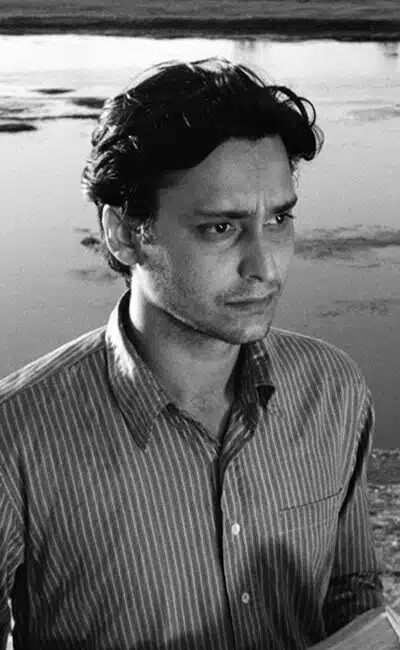 Soumitra Chatterjee dans Le Monde d'Apu de Satyajit Ray