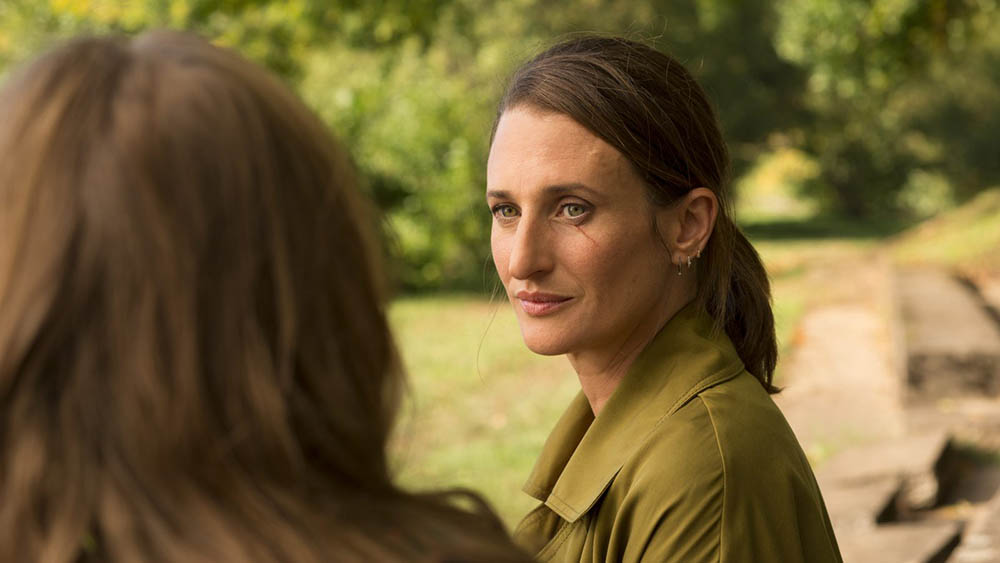 Camille Cottin dans Les Fauves