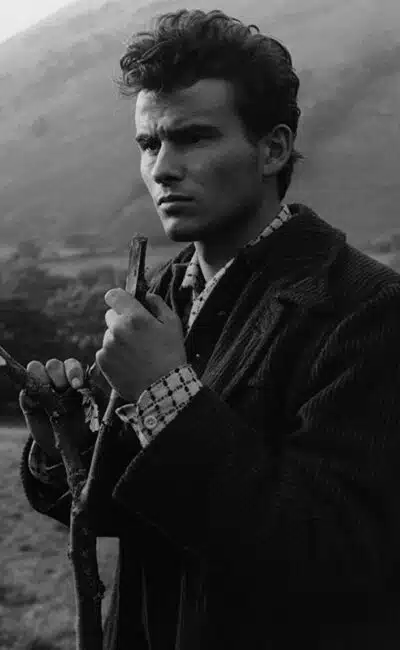 Horst Buchholz dans Tiger Bay de Jack Lee Thompson