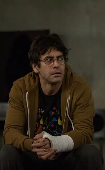 Eduardo Noriega dans Les traducteurs