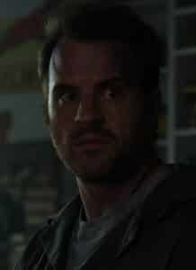 Robert Kazinsky