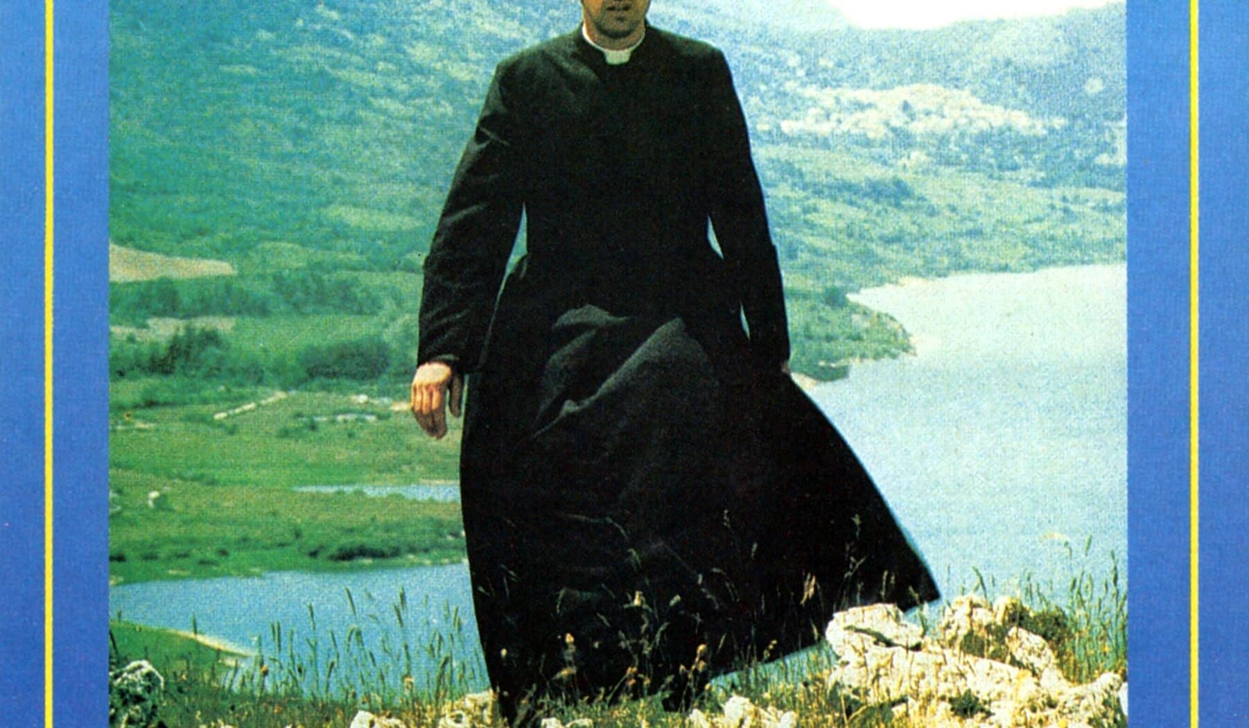 Affiche française de La Messe est finie