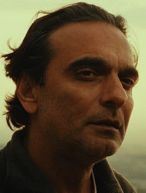 Homayoun Ershadi dans "Le goût de la cerise" (1996) d'Abbas Kiatostami