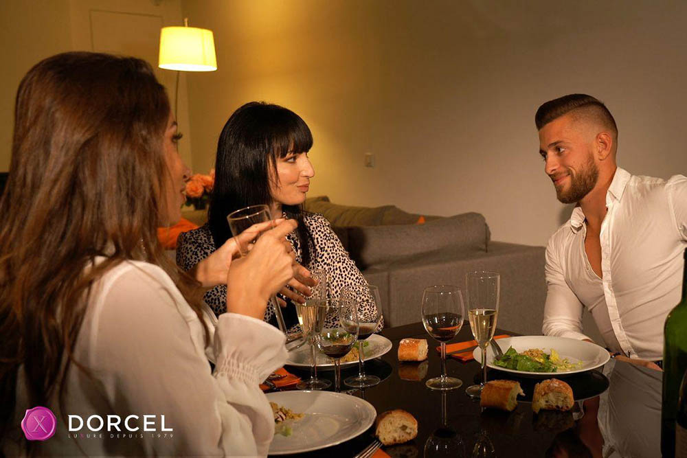 Luxure : Les fantasmes de mon épouse, photo 1