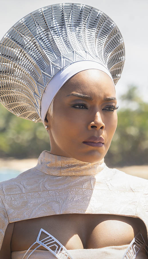 Angela Bassett dans Black Panther : Wakanda Forever