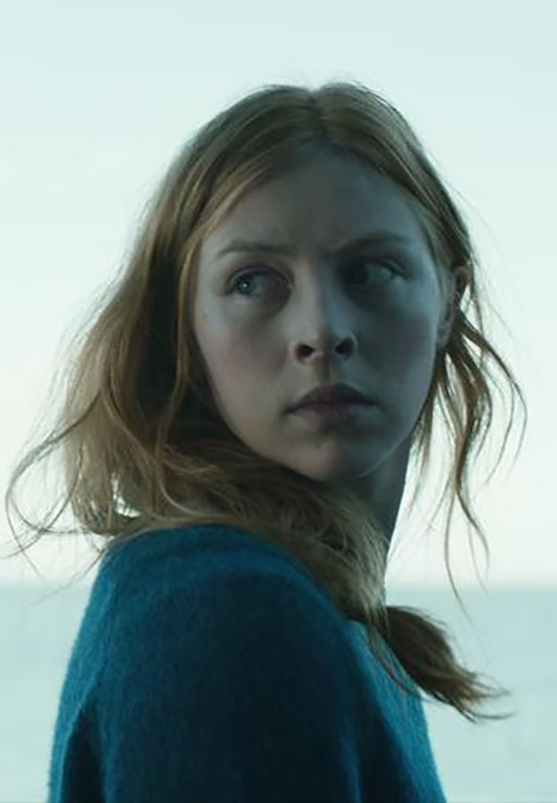 Hermione Corfield dans Sea Fever