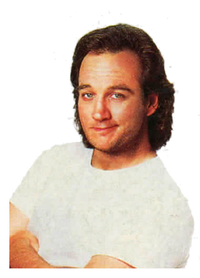 James Belushi dans La P'tite arnaqueuse