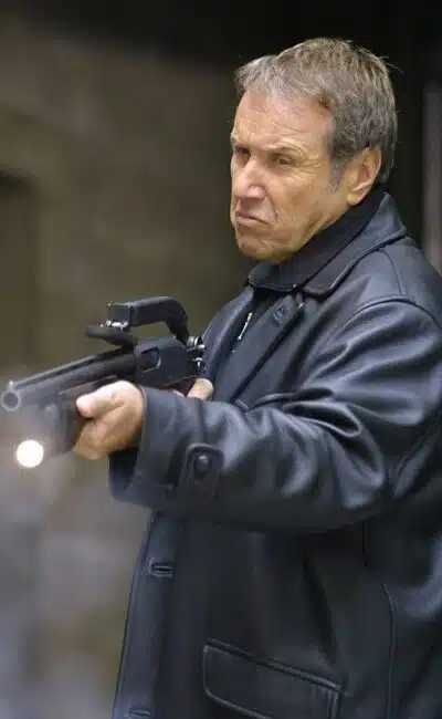 Yves Rénier dans Commissaire Mouin