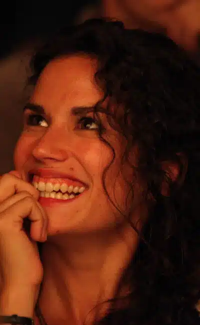 Barbara Cabrita dans La cage dorée