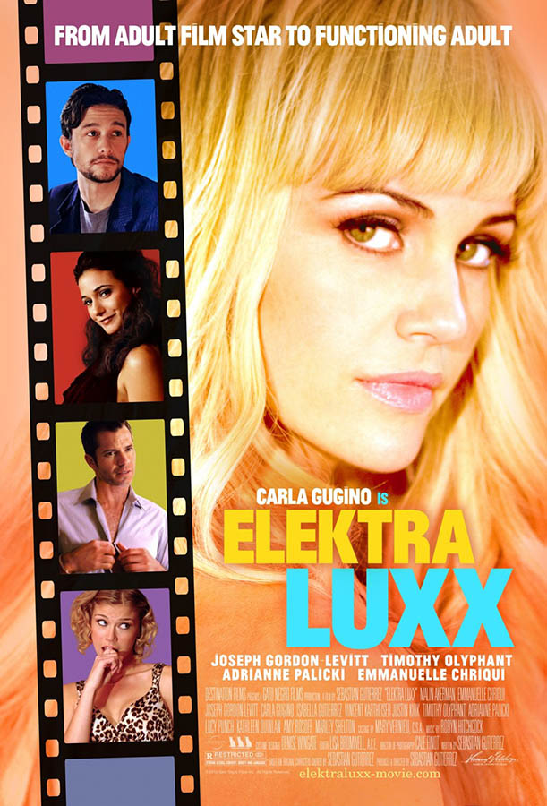 Carla Gugino dans Elektra Luxx