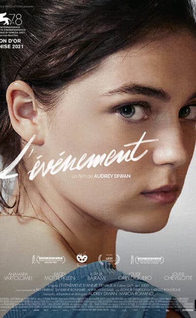 L'événement (2021), affiche du film de Audrey Diwan