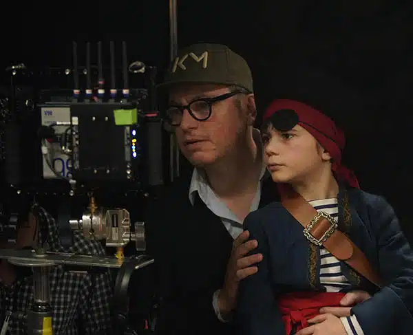 Le réalisateur Régis Roinsard et le jeune Solan Machado Graner sur le tournage de En attendant Bojangles