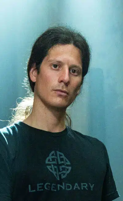 David Blue Garcia, réalisateur de Massacre à la tronçonneuse (Netflix)