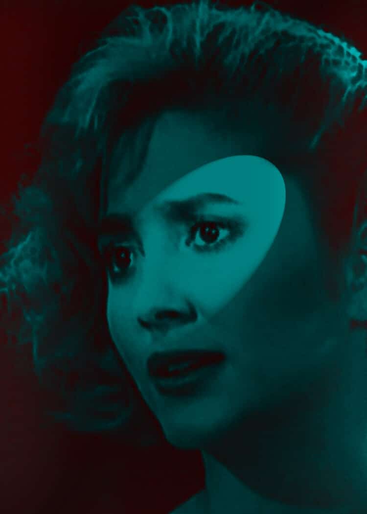 Lynn Clark dans Santa Barbara (personnage de Lily White)