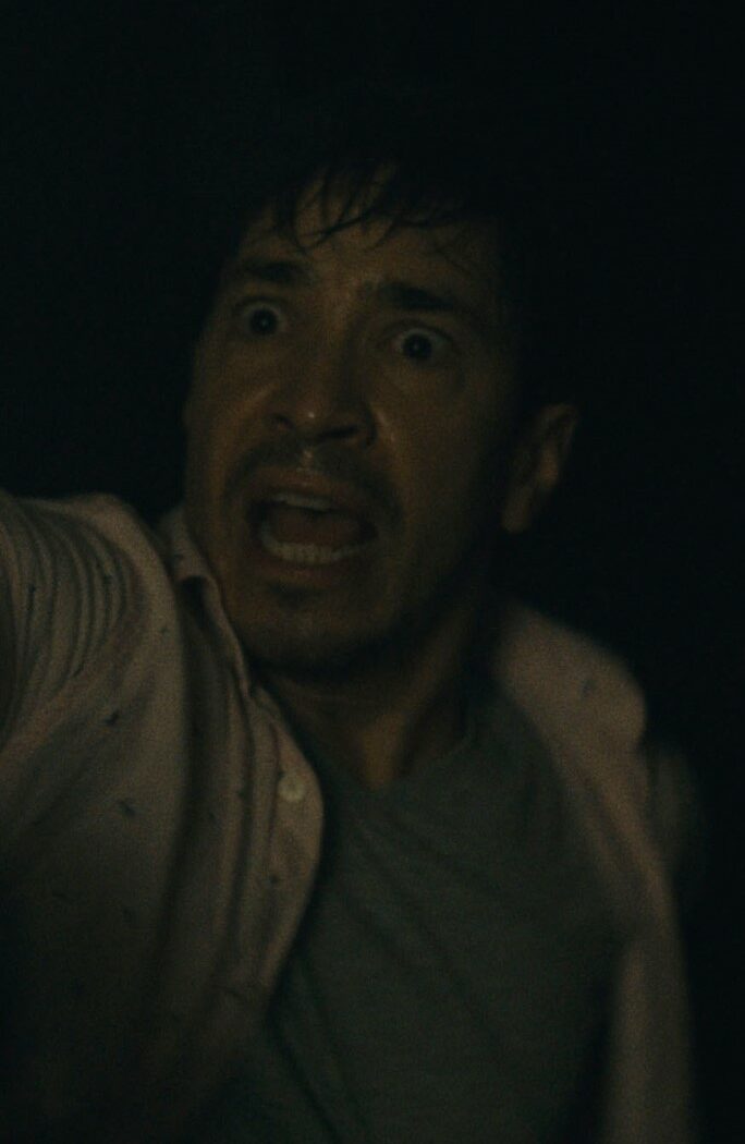 Justin Long dans Barbare