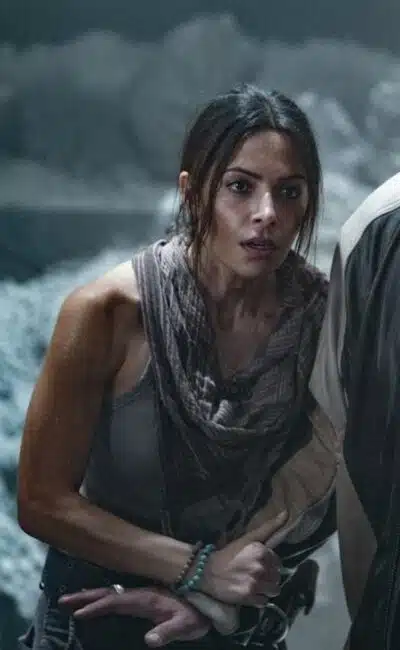 Sarah Shahi, portrait