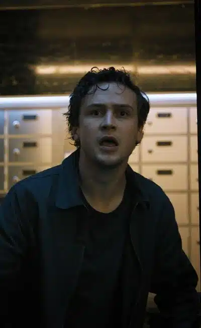 Logan Miller, portrait