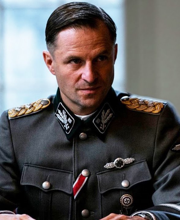 Philipp Hochmair, portrait