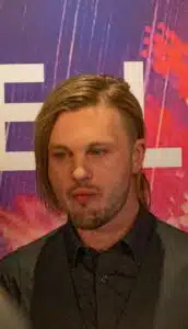 Michael Pitt