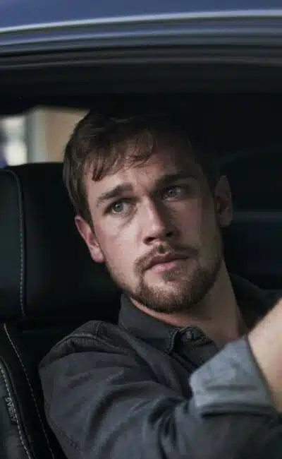 Taylor John Smith, portrait