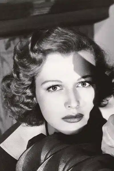 Noreen Nash dans "Assigned to Danger"