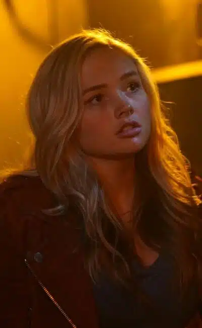 Natalie Alyn Lind, portrait