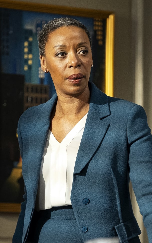 Noma Dumezweni, portrait