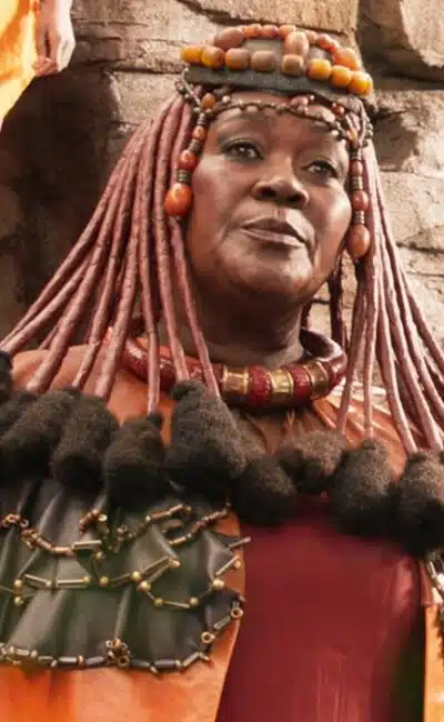 Connie Chiume dans "Black Panther" (2018) de Ryan Coogler