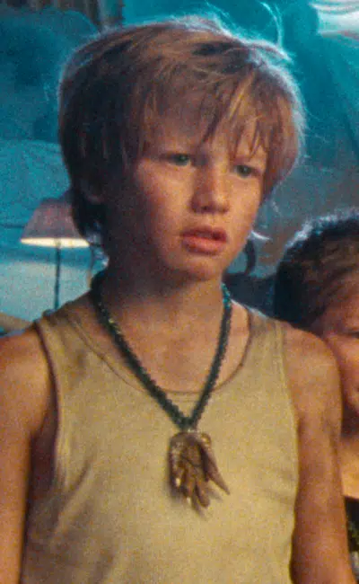 Charlie Stover dans Riddle of Fire