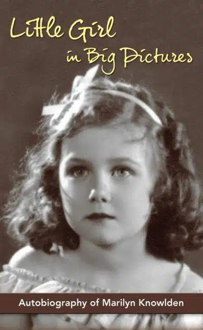 Little Girl in Big Pictures (livre, 2011)