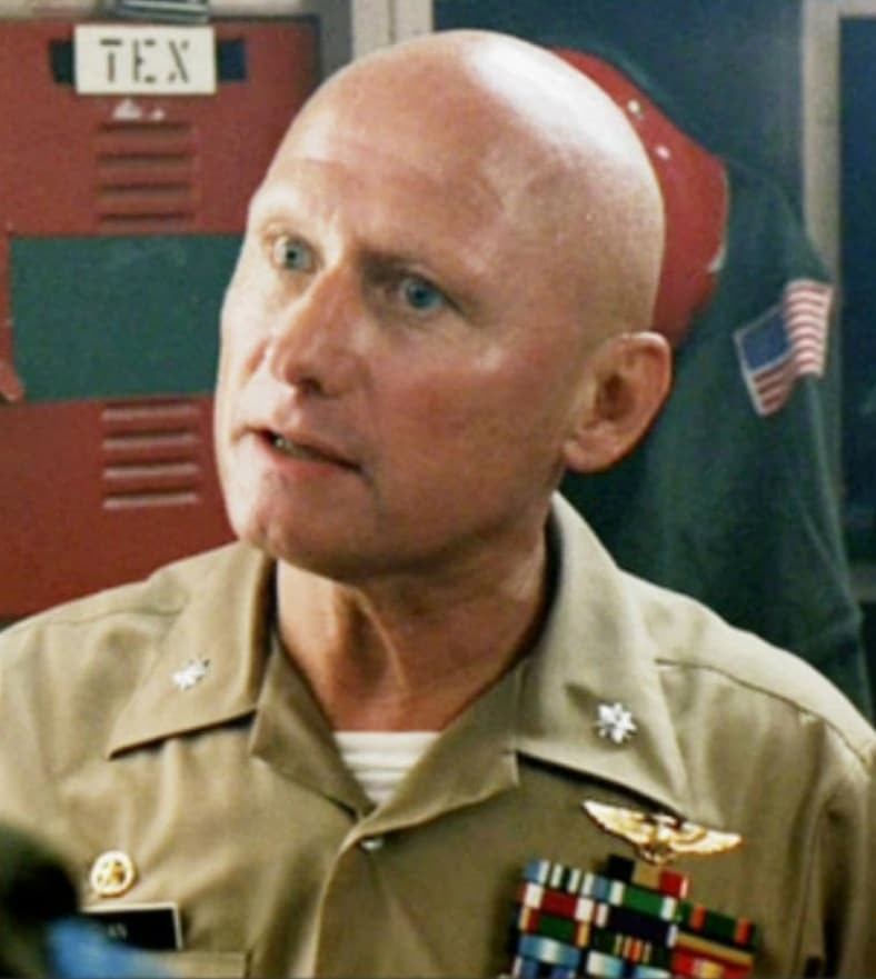 James Tolkan dans "Top Gun" (1986) de Tony Scott