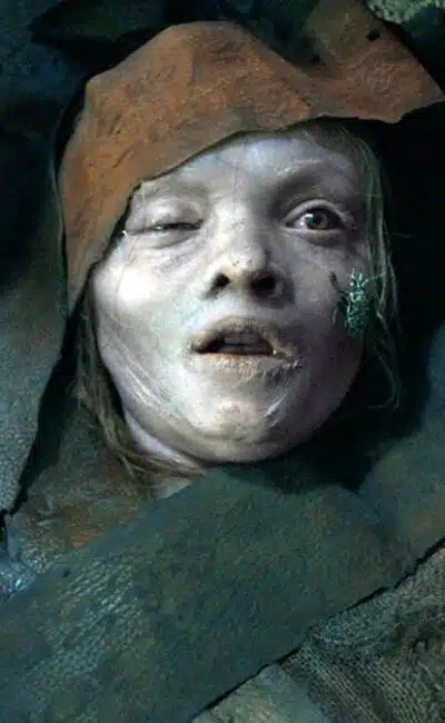 Natalie Grace, portrait