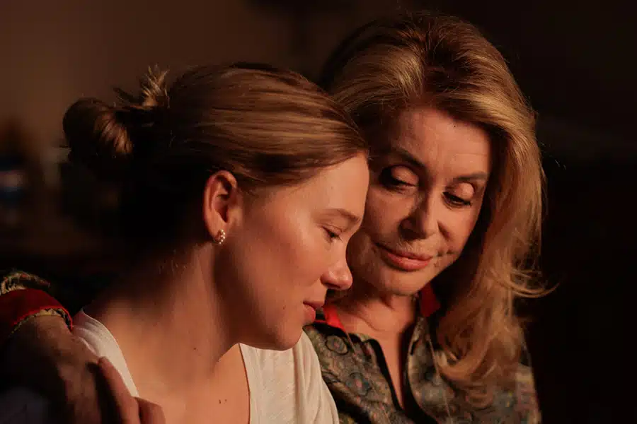 Catherine Deneuve et Léa Seydoux dans Gentle Monster de Marie Kreutzer