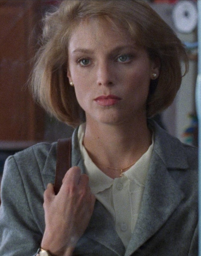 Kelly Curtis dans La Secte