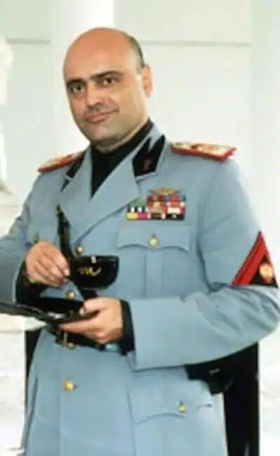 Claudio Spadaro dans "Un thé avec Mussollini" (1999)