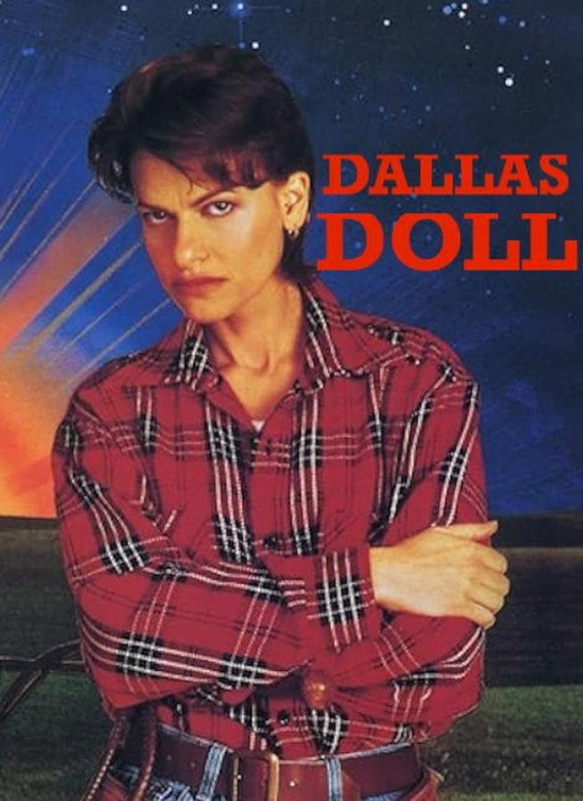 Sandra Bernhard dans Dallas Doll