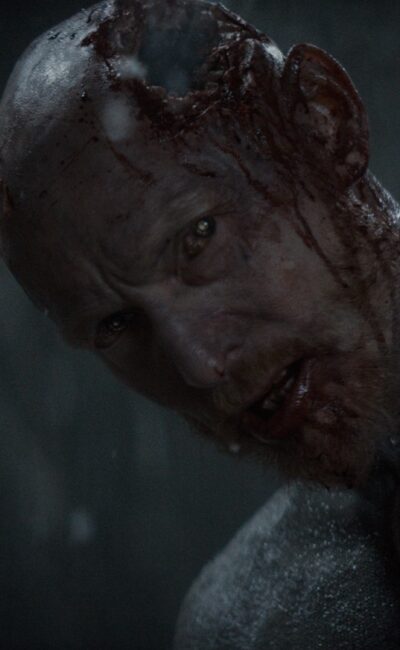 Errol Shand dans Evil Dead Burn © Metropolitan FilmExport, New Line Cinéma, Ghost House Pictures. All Rights Reserved.